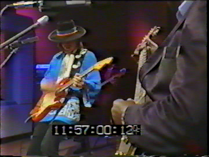 StevieRayVaughanAndDoubleTrouble1983-12-06CHCHStudiosHamiltonCanada (1).jpg